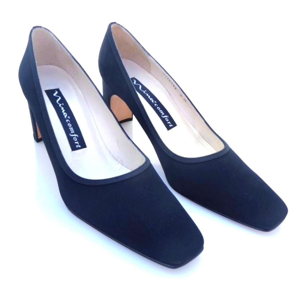 Nina Navy Blue Ladies Leather Sole Heel Shoes 6 M Vintage